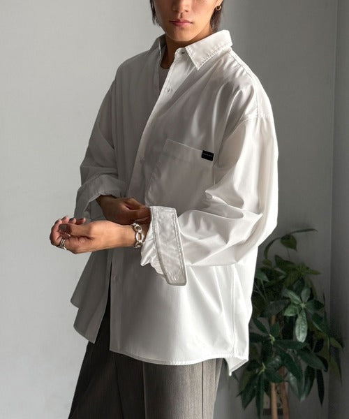 【Classical Origin】ゆとりを着る。ネーム付き胸ポケットビッグシャツ(長袖)/Brand name & chest pocket long sleeved big shirt ao1110147