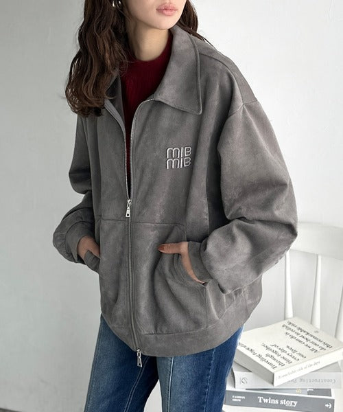 【mily bilet】柔らかタッチで上品見え◎立体刺繍デザインスエードポンチ素材ダブルジップアウター mi1359028