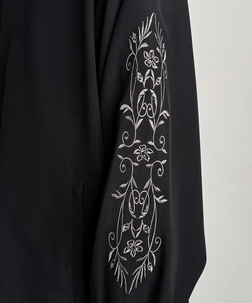 【Classical Origin】「繊細さを羽織る。」刺繍デザインエレガンスジップアップジャケット/Elegant Embroidered Zip-Up Jacket co1150059