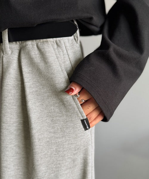 【Classical Origin】「まるでスラックス!」ベルトループ付き2タックバルーンシルエットスウェットパンツ/2-pleat balloon silhouette sweatpants co0780005
