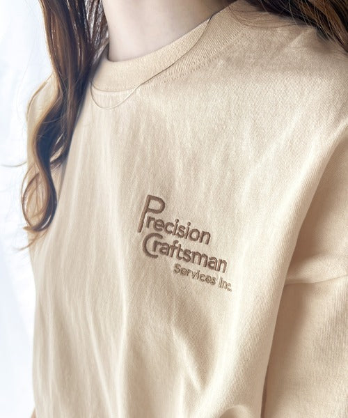 大人の上級カジュアル。綿100%ワンポイント刺繍ロゴTシャツ ce1050183