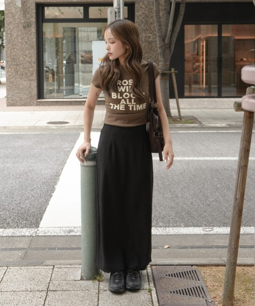 【吸水速乾・防シワ機能付き】お手入れラクチン♪縦ライン強調で、すっきり細見え。ウェーブジャガードIラインスカート(ロング) ce1000013
