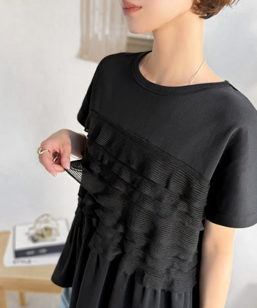 甘さを仕込む、大人の余裕。綿100%シルケット加工×シアーフリル切替オーバーサイズペプラムTシャツ(半袖) ce1410008