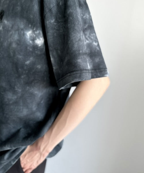 「視線を独り占め。」タイダイ染め刺繍入りオーバーサイズTシャツ/Tie-Dye Embroidered Oversize T-Shirt co1150031