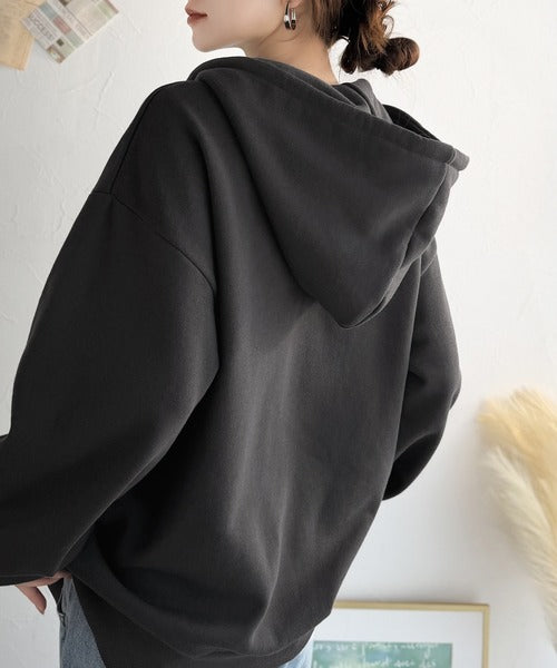 羽織って暖か、さらりと洒落感。胸元ワンポイント刺繍裏起毛ダブルジップパーカー(長袖) ce1260601