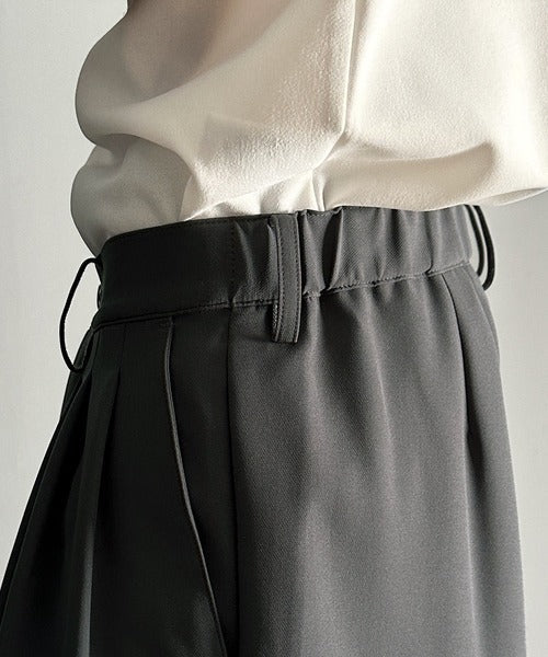 「美しさはタックから。」3タックY2Kスーパーワードスラックス/Three-Tuck Y2K Super Wide Trousers co1150005