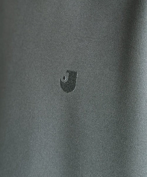 《JaVaジャバコラボ》【接触冷感・UVカット機能付き】シャリ生地で夏も快適!胸刺繍 梨地カットジョーゼットTシャツ(オーバーサイズ) jo1010057