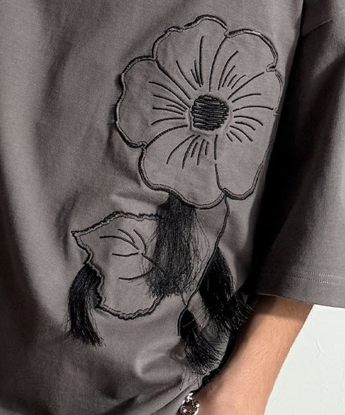 Flower Stitch Applique Design T-Shirt/綿100%フラワーステッチアップリケデザインTシャツ co1150017