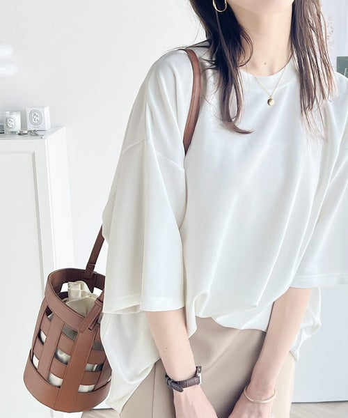 艶感素材でゆったりな着心地。ダンボールビッグTシャツ ce1260189
