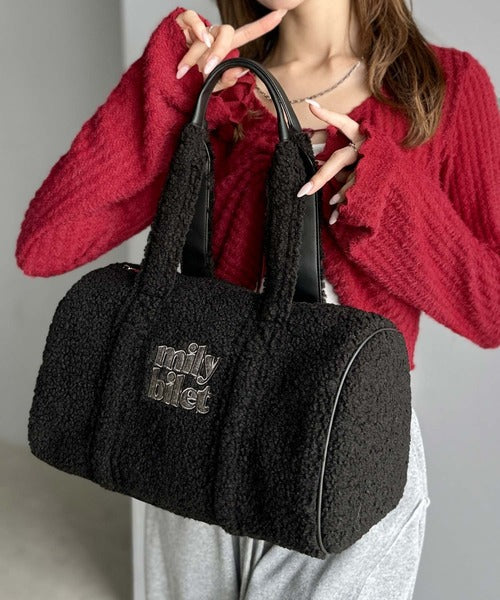 【mily bilet】ふわもこ感がたまらない主役バッグ♪ロゴ刺繍ボアボストンバッグ mi1179067