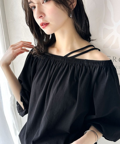 抜け感たっぷりの旬顔。マルチway綿100％シルケット加工ギャザー使いバルーンシルエットアシメブラウス（半袖） ce1260381