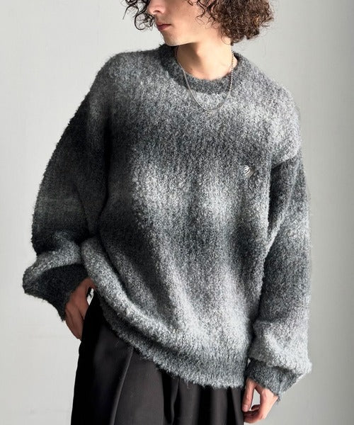 【Classical Origin】「質感で魅せる。」Gradient Boucle Knit Crew Neck Sweater／ブークレー素材グラデ―ションクルーネックセーター co0780013