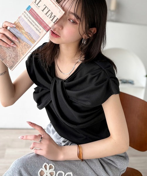 ”きれいめラフ”にこれ一択♪胸元ツイストリボンデザインTシャツ（半袖） ce1110121