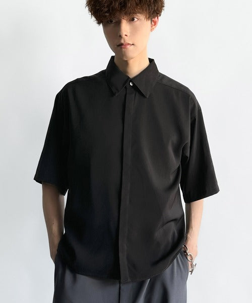 Cropper Box Style Hidden Placket Shirt ／比翼デザインショート丈シャツ co1010005