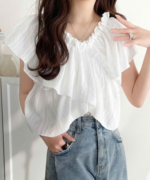 大人ガーリーに見せる。2wayオフショルフリルデザインシアーブラウス ce1070139