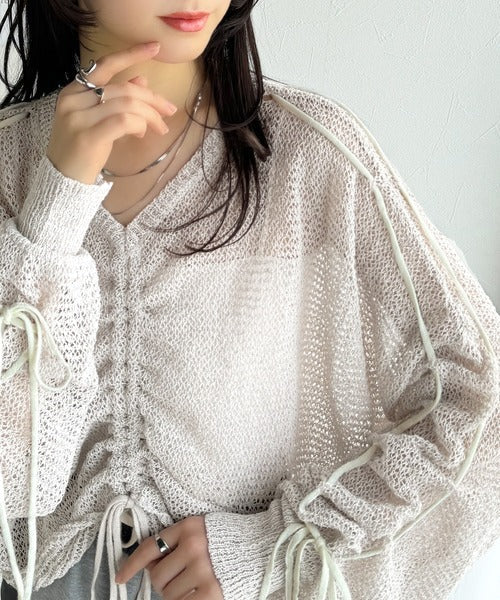 【mily bilet】ルーズな愛らしさで魅了する。透かし編みギャザー仕様リボンプルオーバー（長袖） mi1029102