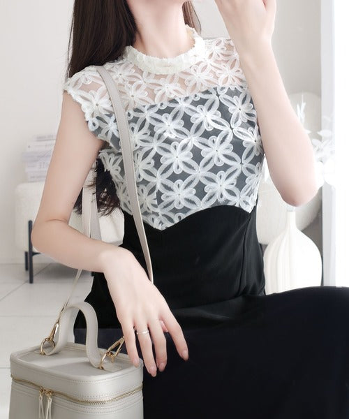 【mily bilet】華やか花モチーフが大人可愛い シアーレースノースリーブワンピース mi1139065