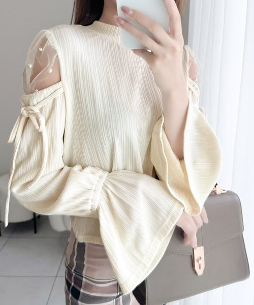 【mily bilet】どこから見ても胸キュンな贅沢デザイン。肩チュールシアーパール付きリブリボンカットソー mi1139043