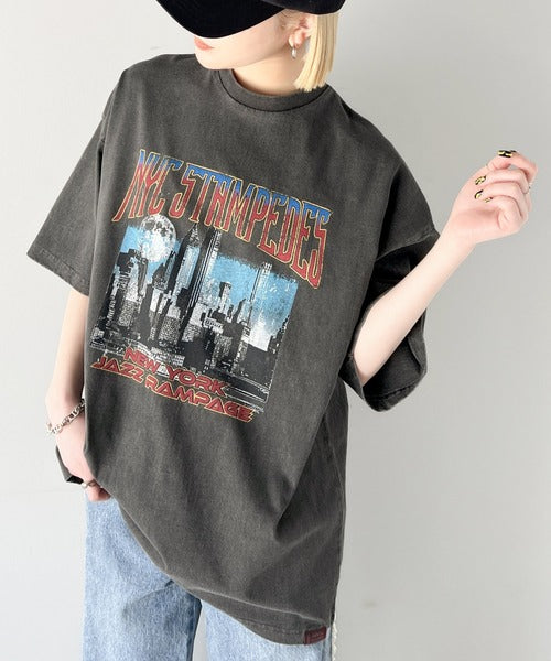 《JAVA ジャバコラボ》トレンドのヴィンテージ感が魅力。コットン100%グラフィックプリントピグメントビッグTシャツ jv1029051
