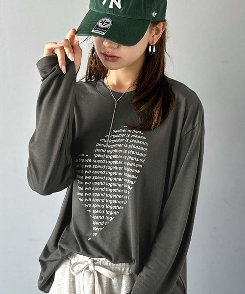 【mily bilet】 ハートが映える♪大人カジュアルMIX◎ハートグラフィック指穴ロングTシャツ mi1029154