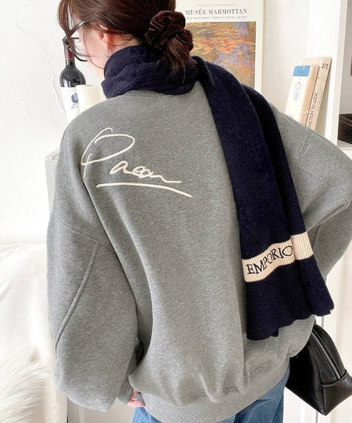 シーズンムード漂う。バック刺繍ロゴ裏起毛スウェットプルオーバー ce1260248