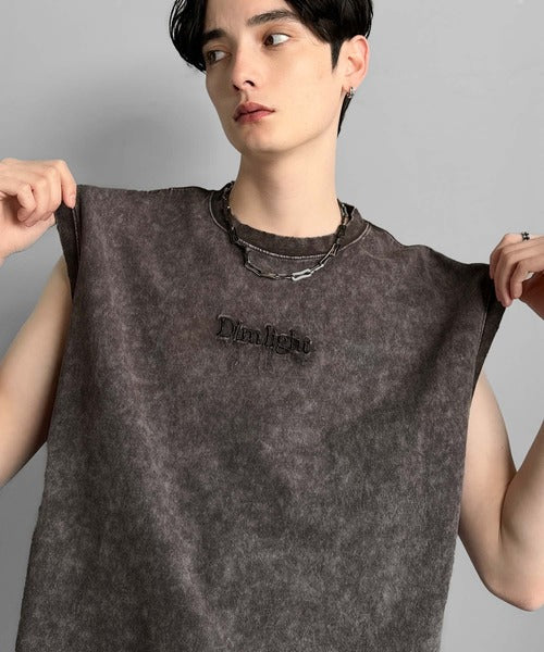 「1枚で主役。」紐刺繍スノーウォッシュ加工ノースリーブTシャツ／String Embroidery Snow-Washed Sleeveless T-Shirt co1150032