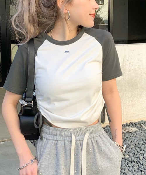 【mily bilet】サイドの絞りが可愛いさプラス。プレート使いラグランTシャツ（半袖） mi1329027