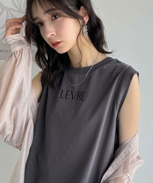 春夏コーデの主役！シルケット胸元刺繍サイド裾スリット入りノースリーブカットソー ce1020199