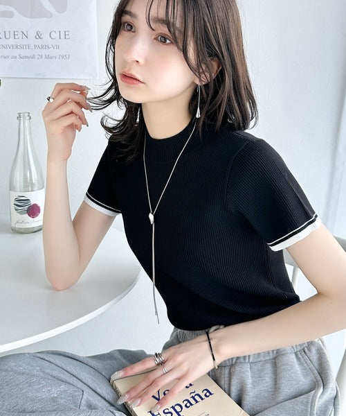 大人の洗練トップス。配色フレンチスリーブボトルネックリブニット ce1020232