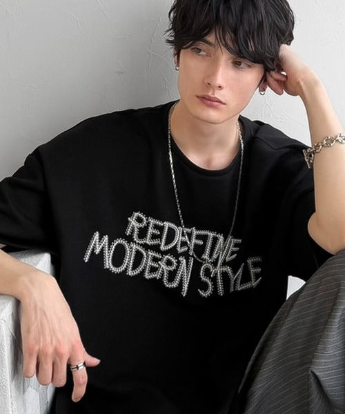 刺繍もシルエットもまるで3Dな主役級アイテム！立体刺繍ドレープダンボールTシャツ／3D Embroidered Draped Double-Knit T-Shirt co1010048