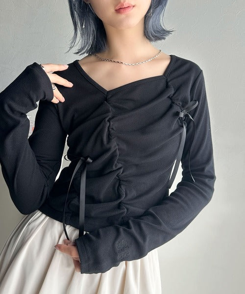 【mily bilet】大人ガーリーな雰囲気。サテンリボン付き袖口刺繍ギャザーリブカットソー mi1359003