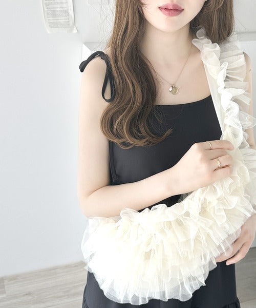 【mily bilet】大胆なフリルが大人可愛い。チュール使いフリルバッグ mi1149051
