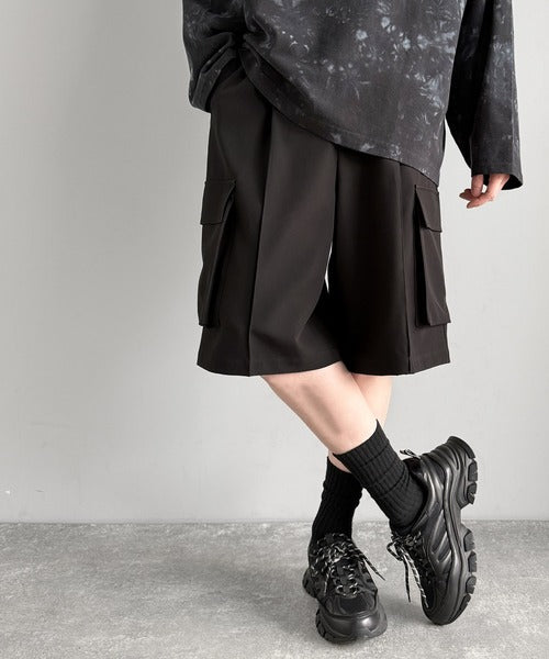 「整う、ラフ感。」カーゴポケット ルーズシルエット ハーフスラックス／Cargo Pocket Loose Silhouette Half Slacks co1150030
