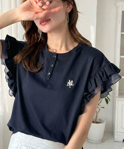 【mily bilet】ふわっと華やか、でも凛と。袖フリルコンパクトTシャツ mi1329092