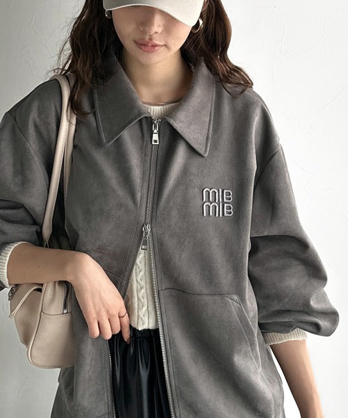 【mily bilet】柔らかタッチで上品見え◎立体刺繍デザインスエードポンチ素材ダブルジップアウター mi1359028