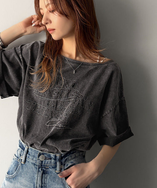 綿100%メンズライクヴィンテージウォッシュ☆前後2way刺繍ワイドネックTシャツ ce1260421
