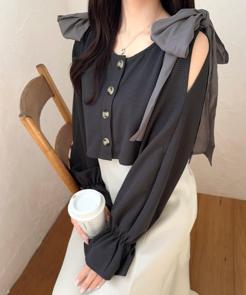 【mily bilet】大人レディスタイルに華やかさをプラス。肩スリットリボン前後2WAYカーディガン付きキャミワンピース mi1139056