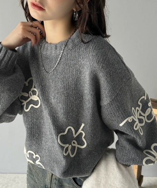 【mily bilet】秋冬のあったかニット。ウールライクフラワーコード刺繍ニットプルオーバーニット mi1149064
