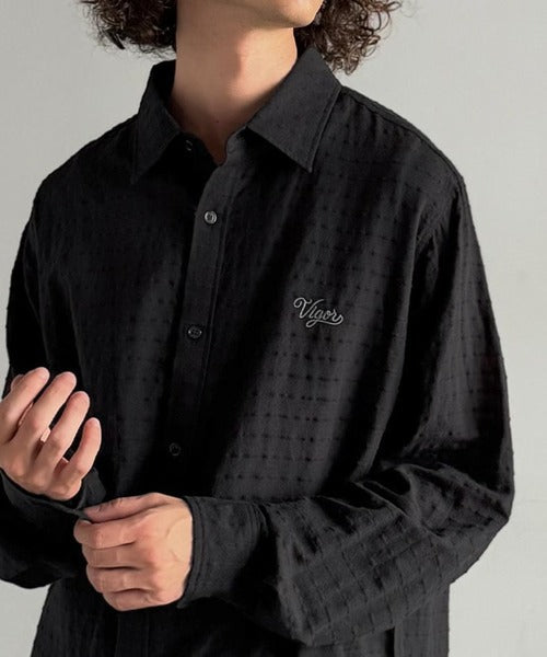 【Classical Origin】「凹凸感の存在感。」綿100％胸元刺繍入りドビー織シャツ（長袖）／Dobby Weave  Embroidered Shirt co1320003