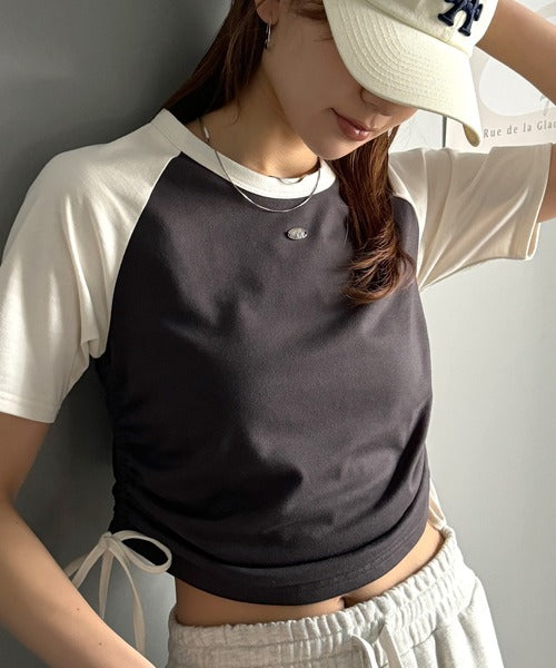 【mily bilet】サイドの絞りが可愛いさプラス。プレート使いラグランTシャツ（半袖） mi1329027