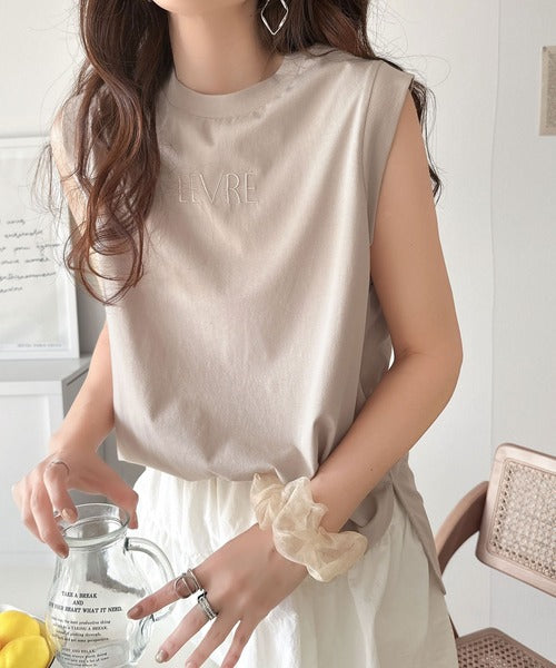春夏コーデの主役！シルケット胸元刺繍サイド裾スリット入りノースリーブカットソー ce1020199
