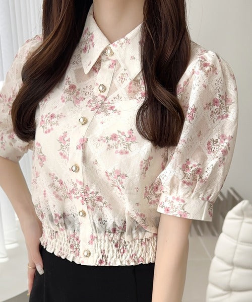 【mily bilet】スタイルアップ効果抜群♪花柄シアーレースショート丈ブラウス mi1139058