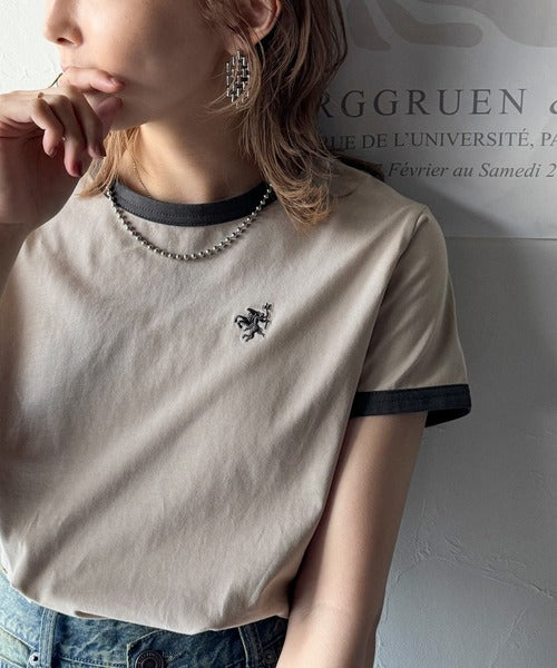 【sustaina+】デイリースタイルをアップデート。オーガニックコットン混 綿100％胸刺繍リンガーTシャツ ce1260400