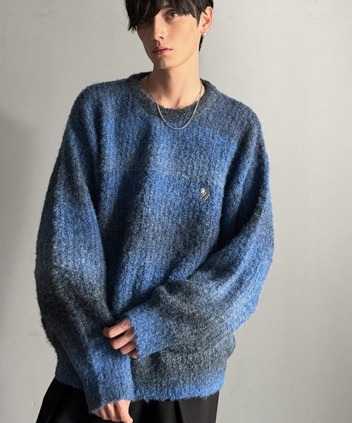 【Classical Origin】「質感で魅せる。」Gradient Boucle Knit Crew Neck Sweater／ブークレー素材グラデ―ションクルーネックセーター co0780013