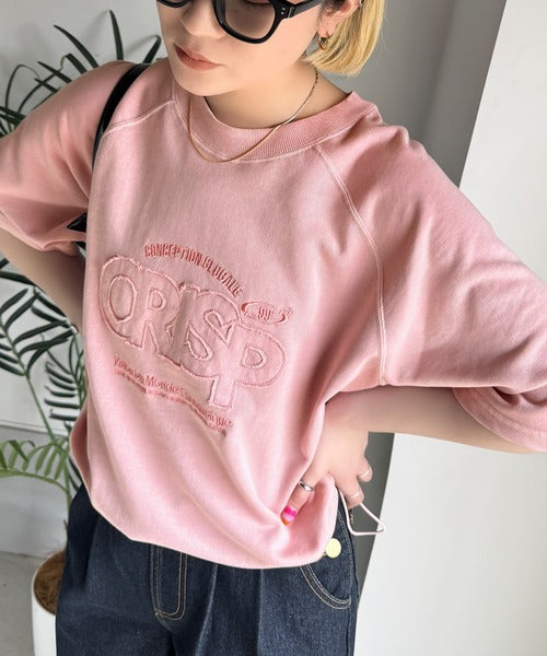 《JaVaジャバコラボ》裾はドロストでお好みのシルエットに。ヴィンテージライクな半袖ロゴスウェット jv1029126