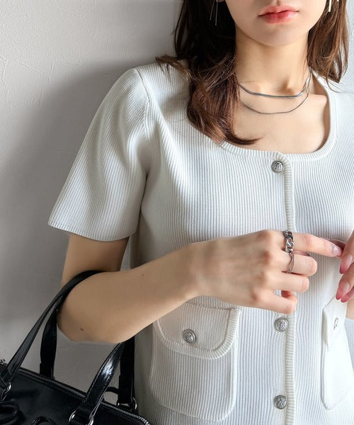 【mily bilet】軽やかな着心地を叶える。エンブレム釦使いエアリーニットジャケット（半袖） mi1359014