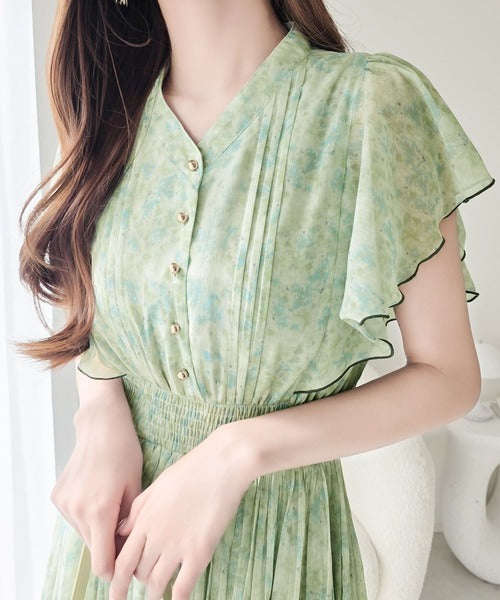 【mily bilet】水彩調の花柄が目を惹く、大人の袖フリルプリーツワンピース（半袖） mi1139116