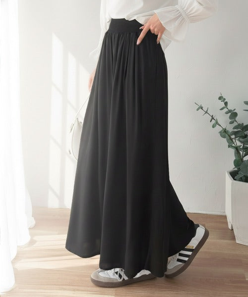 さらり、軽やか。リラックスstyleキマる。レーヨン素材ウエストギャザーフレアシルエットワイドパンツ ce1015084