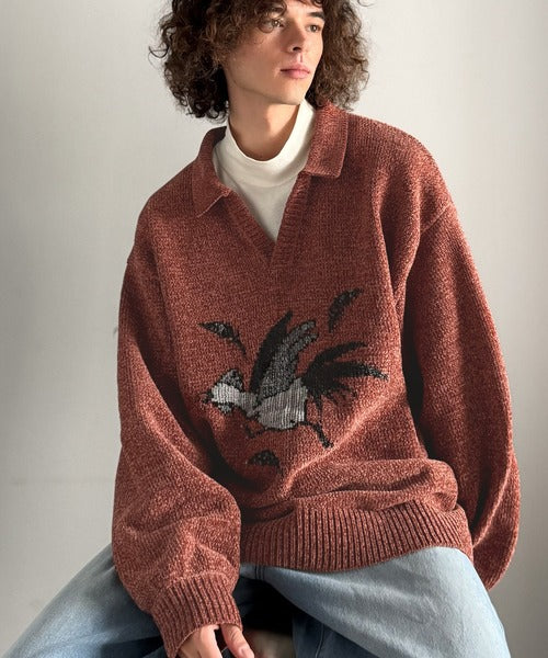 【Classical Origin】「個性で遊ぶ。」モール糸使いルースター柄襟付きVネックセーター／Chenille Yarn Rooster Motif Collared V-Neck Sweater co1150075