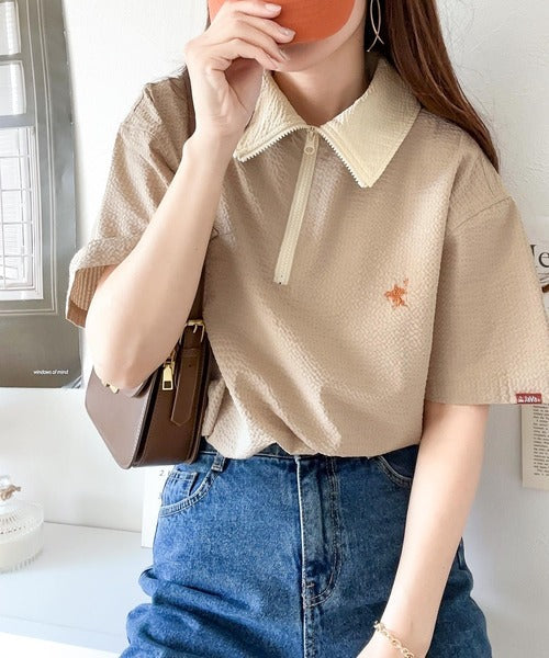 《Javaジャバコラボ》一点投入で好印象コーデ。胸刺繍サッカー素材ハーフジッププルオーバー jv1260175